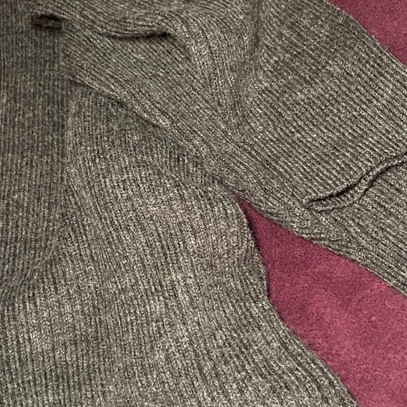 Lovers + Friends Helena Oversized Sweater - Picture 3 of 5